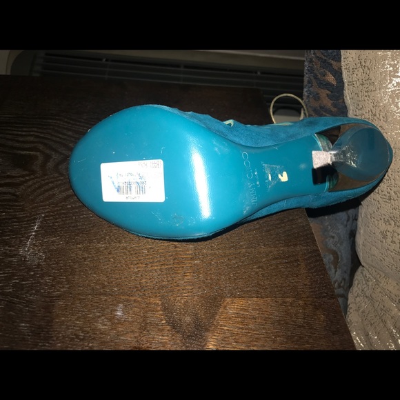 Jimmy Choo Tamera Ankle-Wrap Blue Sandal. - Picture 3 of 4